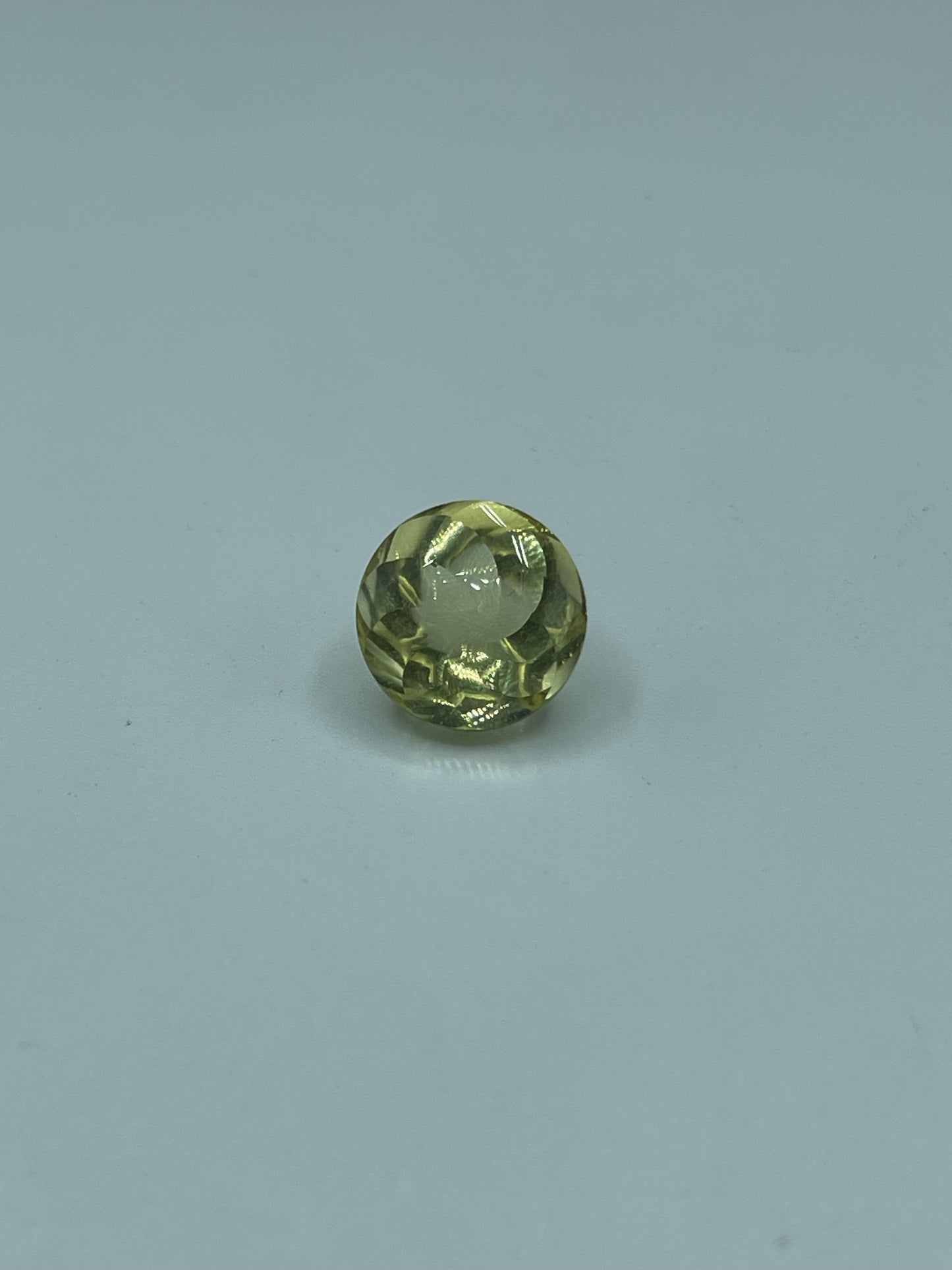 Natural Ouro Verde Quartz Custom Round Cut Loose Gemstone (12 x 12 x 8 MM)