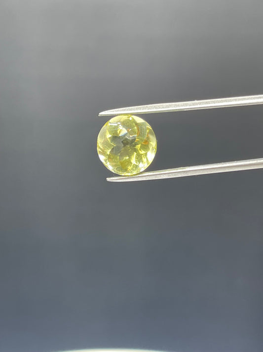Natural Ouro Verde Quartz Custom Round Cut Loose Gemstone (12 x 12 x 8 MM)