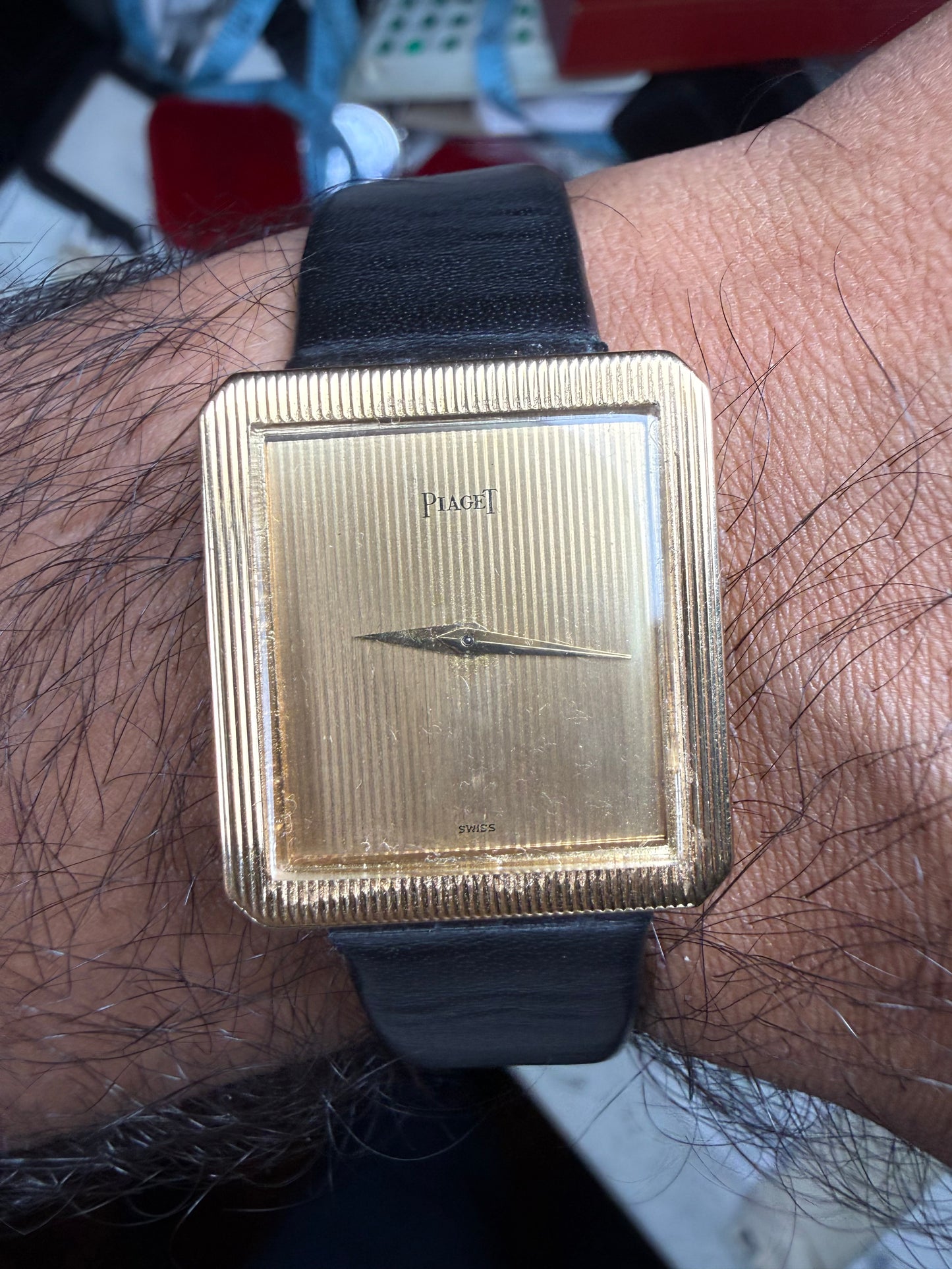 Piaget Protocole 9154 18k Yellow Gold 25mm x 28mm Pinstripe Dial