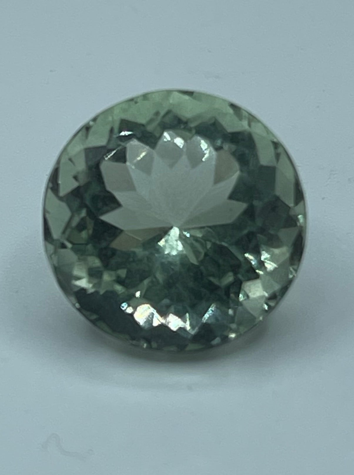 10.00 Carat Natural Green Amethyst Round Cut Loose Gemstone (13.9 x 13.9 x 9.5 MM)