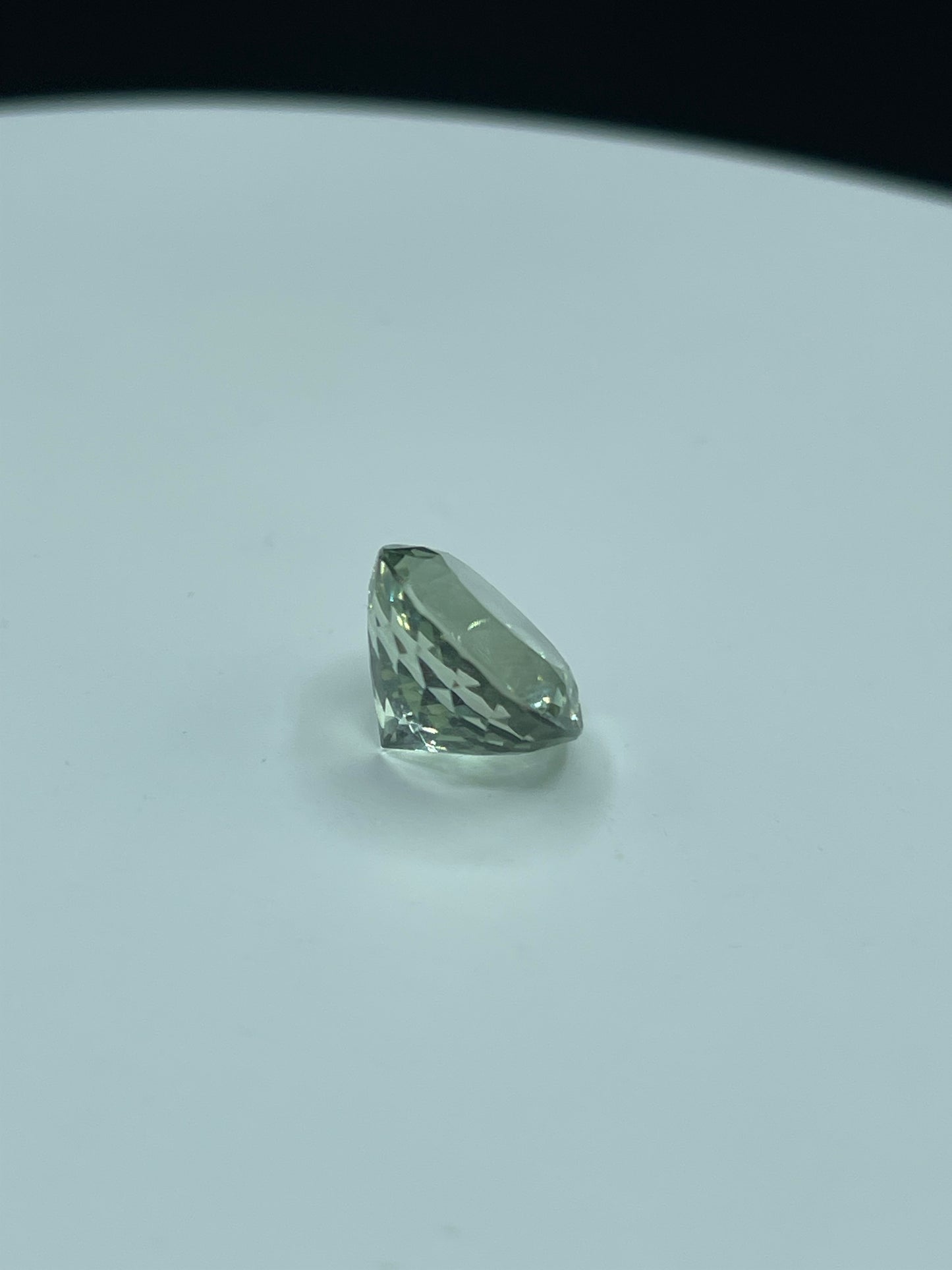 10.00 Carat Natural Green Amethyst Round Cut Loose Gemstone (13.9 x 13.9 x 9.5 MM)