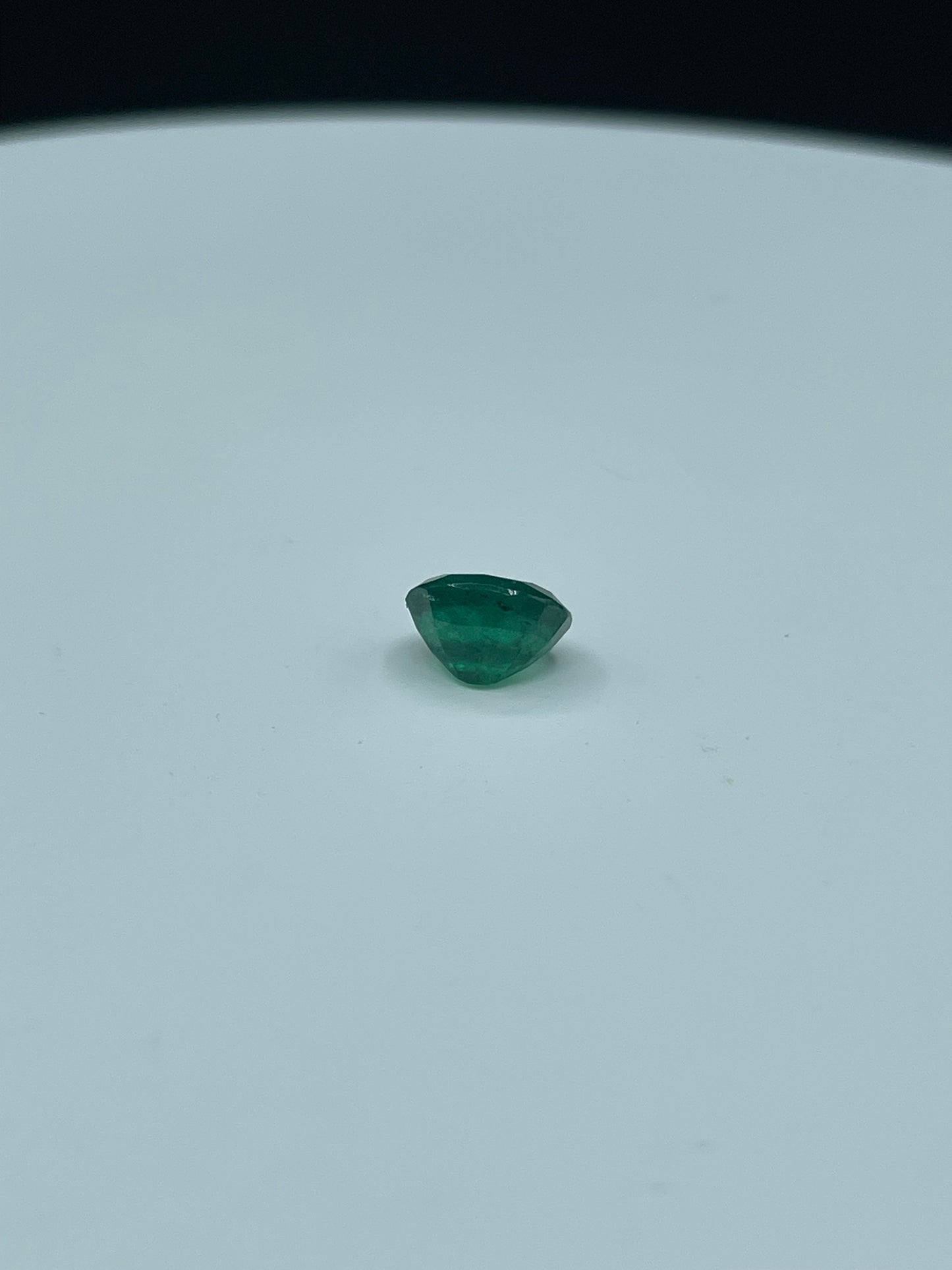 2.22 Carat Natural Emerald Oval Cut Loose Gemstone (9.1 x 7.2 x 5.6 MM)
