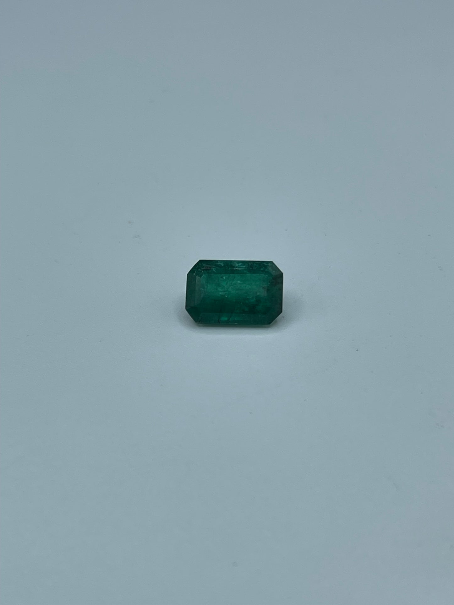 2.82 Carat Natural Emerald Emerald-Cut Loose Gemstone (10.8 x 7.1 x 4.9 MM)