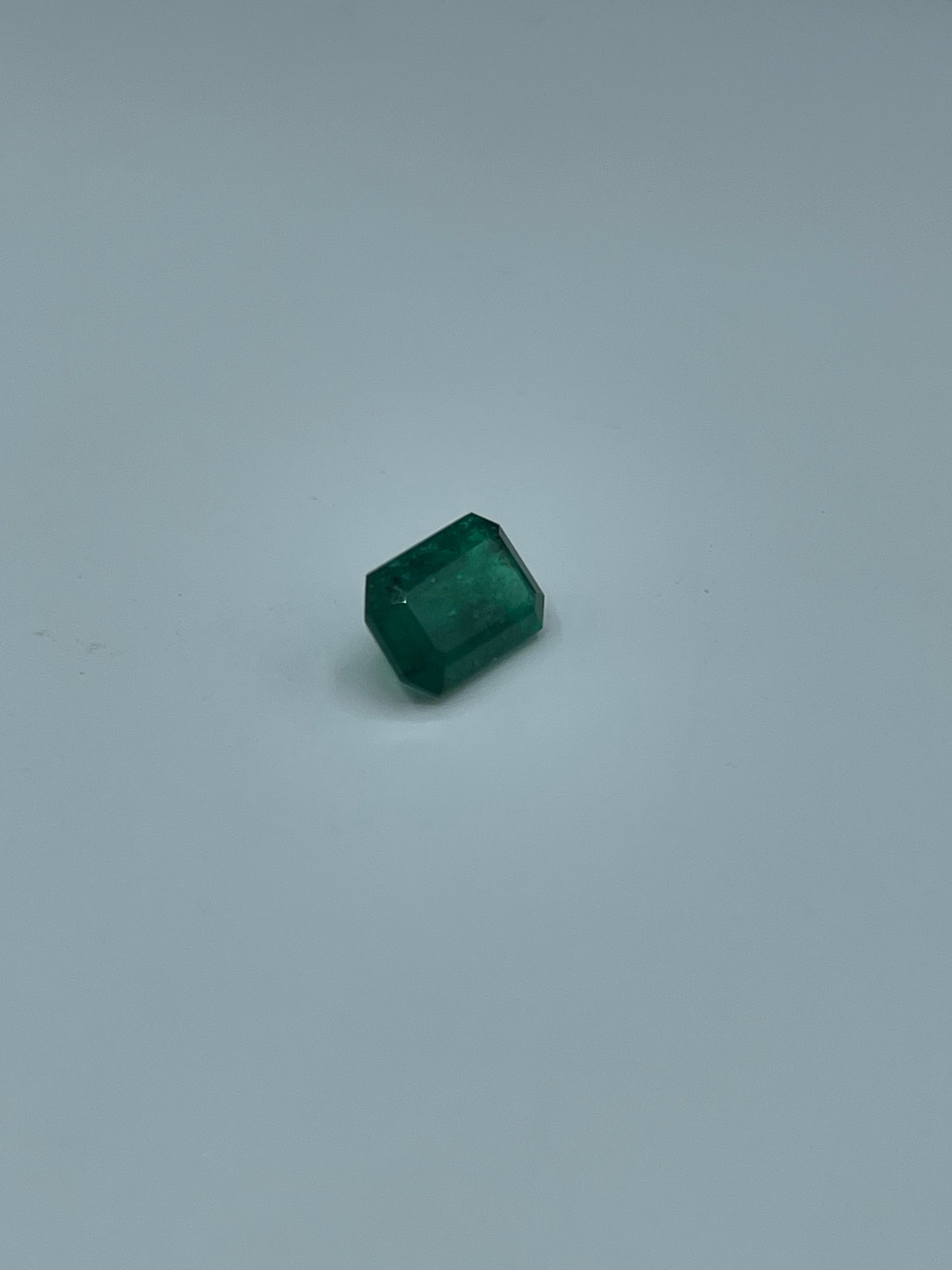 2.82 Carat Natural Emerald Emerald-Cut Loose Gemstone (10.8 x 7.1 x 4.9 MM)