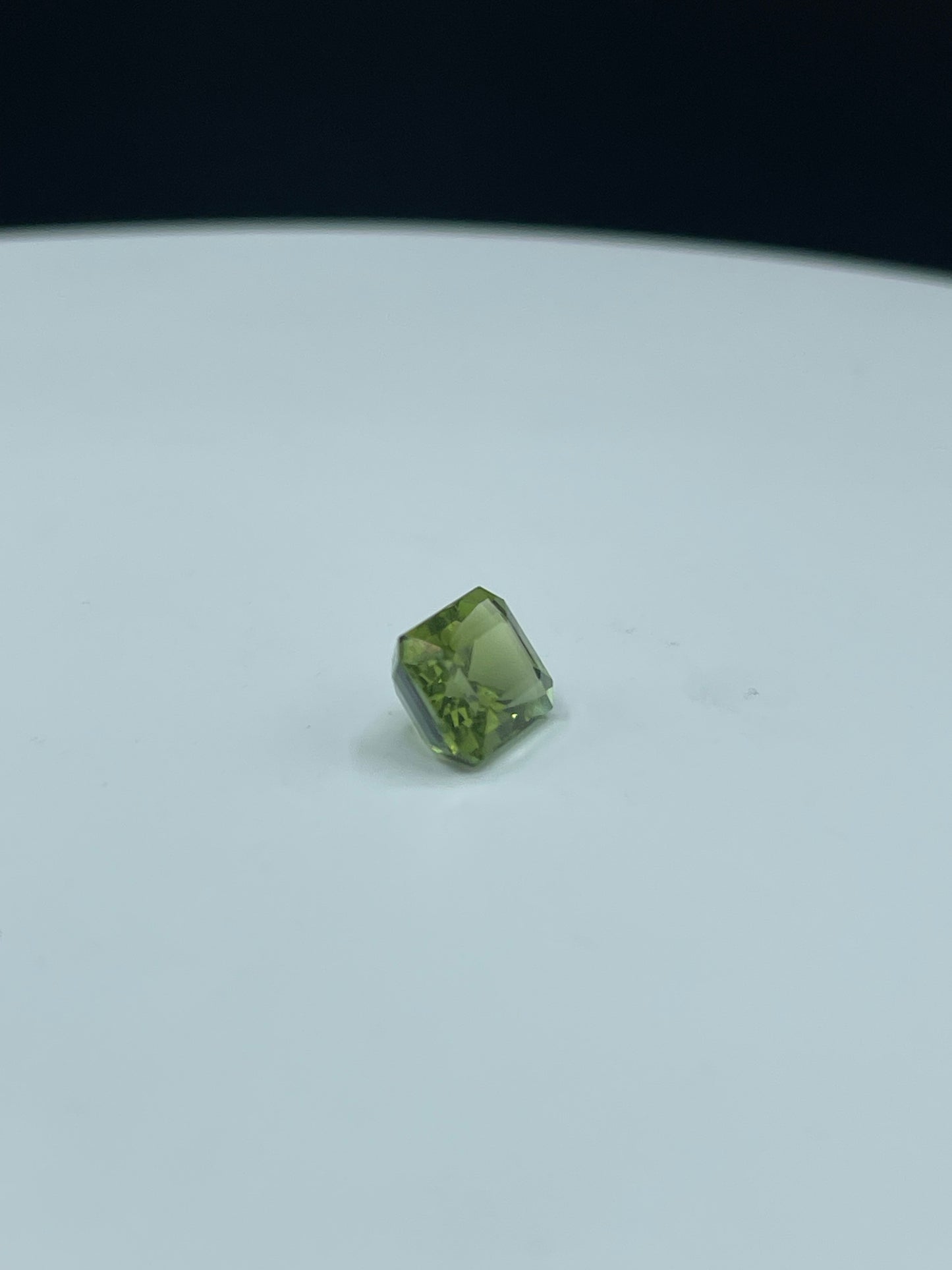 3.99 Carat Natural Green Tourmaline Emerald Cut Loose Gemstone (10.00 x 7.9 x 6.1 MM)