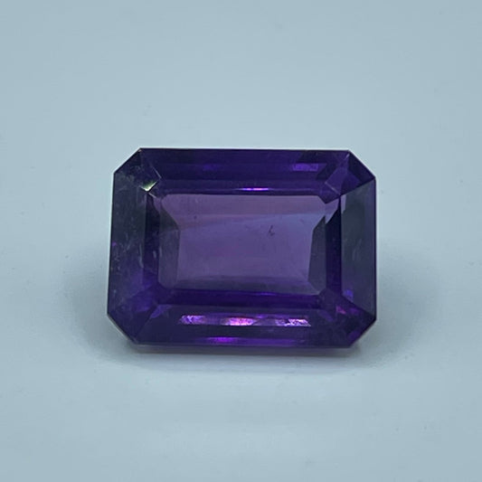 10.91 Carat Natural Zambian Amethyst Emerald Cut Loose Gemstone (15.8 x 11.7 x 7.8 MM)