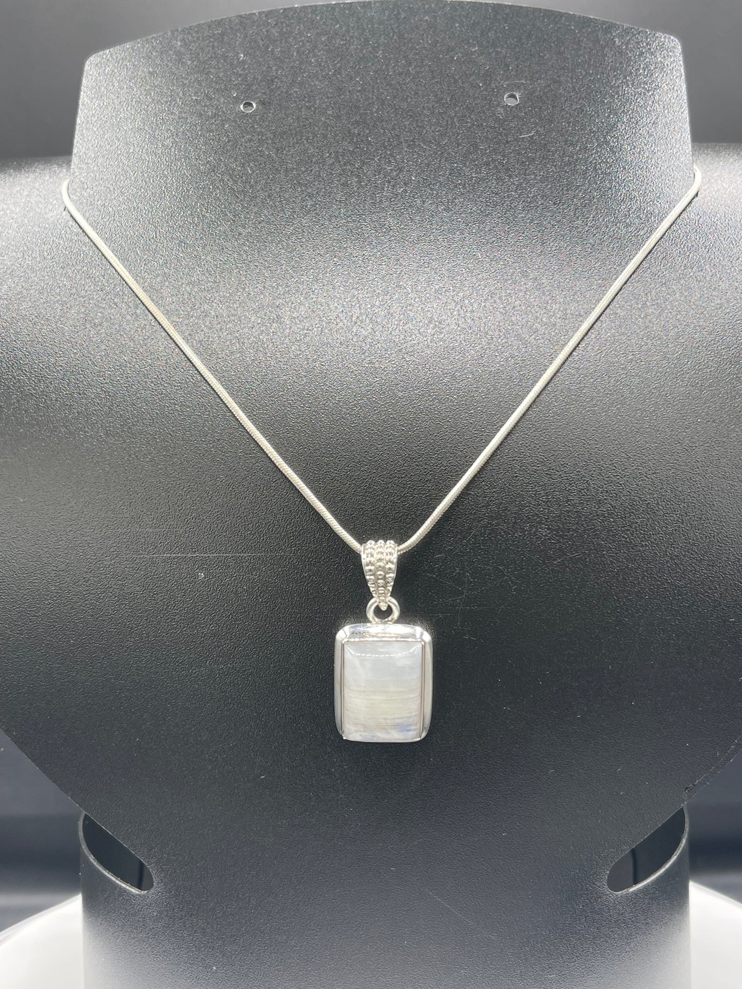 Natural Rainbow Moonstone Emerald Cabochon Cut Sterling Silver Pendant & Necklace (20 inches)