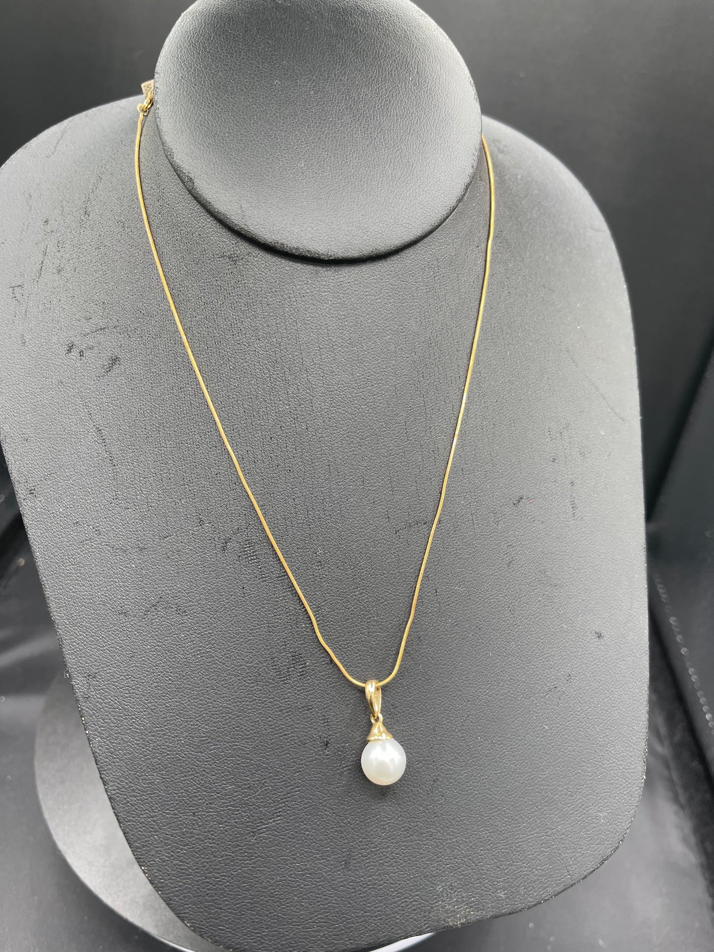 Tara & Sons Natural Tahitian South Sea Pearl 14k Yellow Gold Necklace