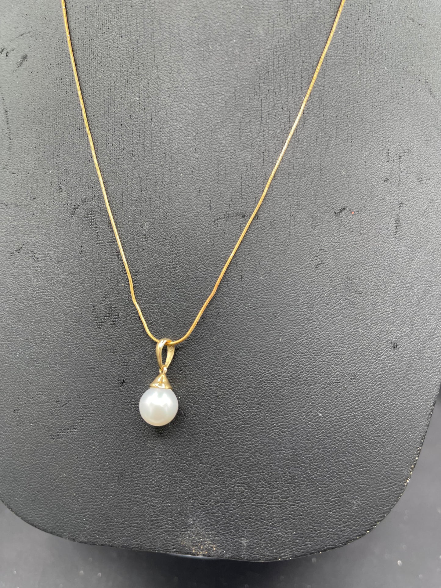 Tara & Sons Natural Tahitian South Sea Pearl 14k Yellow Gold Necklace