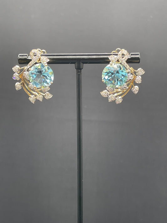 15.90 Carat Swiss Blue Topaz & Diamond 18k Yellow Gold Screw Back Earrings