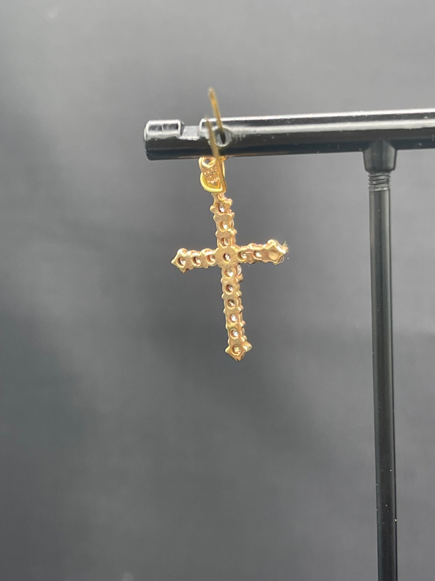 0.50 Carat Natural Diamond 10k Yellow Gold Cross Pendant