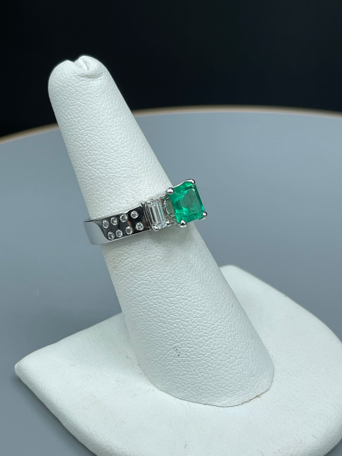 Natural Colombian Emerald & Diamond 14k Gold Engagement Ring (Size 6)