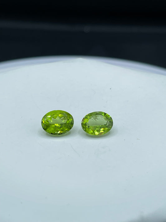 Peridot Oval Cut Loose Gemstones Matching Pair 10x8x5 MM