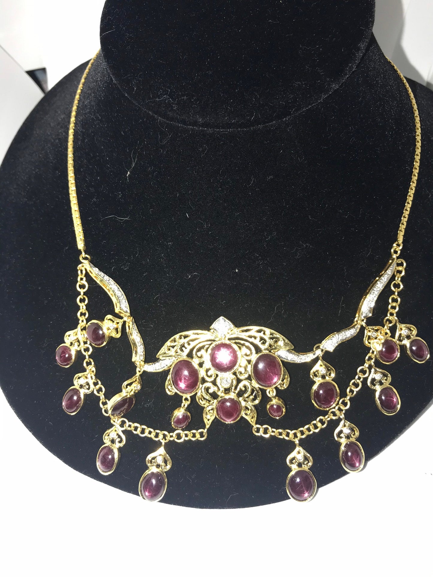 18K Star Ruby And Diamond Handmade Necklace (100 Carats +)