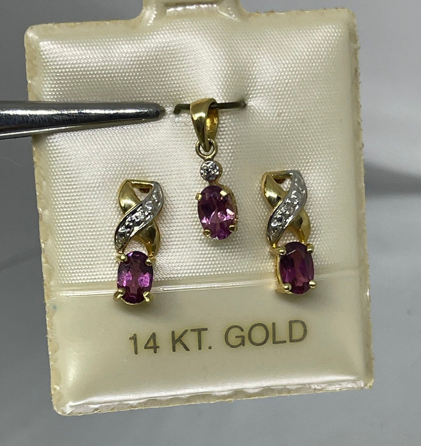 Rhodolite Grape Garnet Diamond 14K Gold Earring and Pendant Set