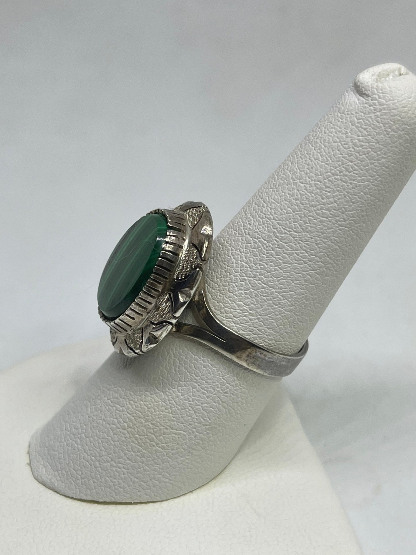 Malachite Sterling Silver Ring (Size 8)