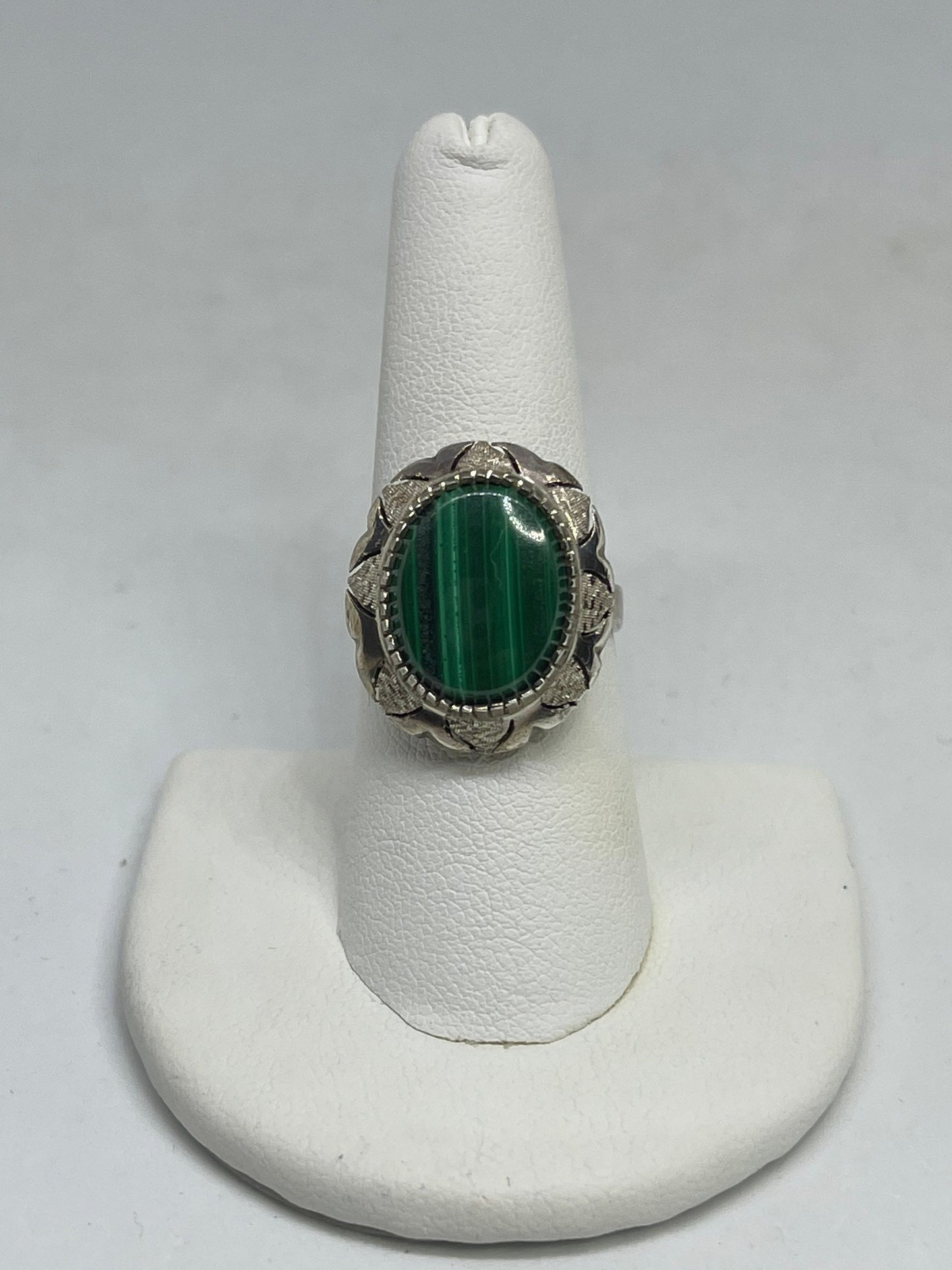 Malachite Sterling Silver Ring (Size 8)