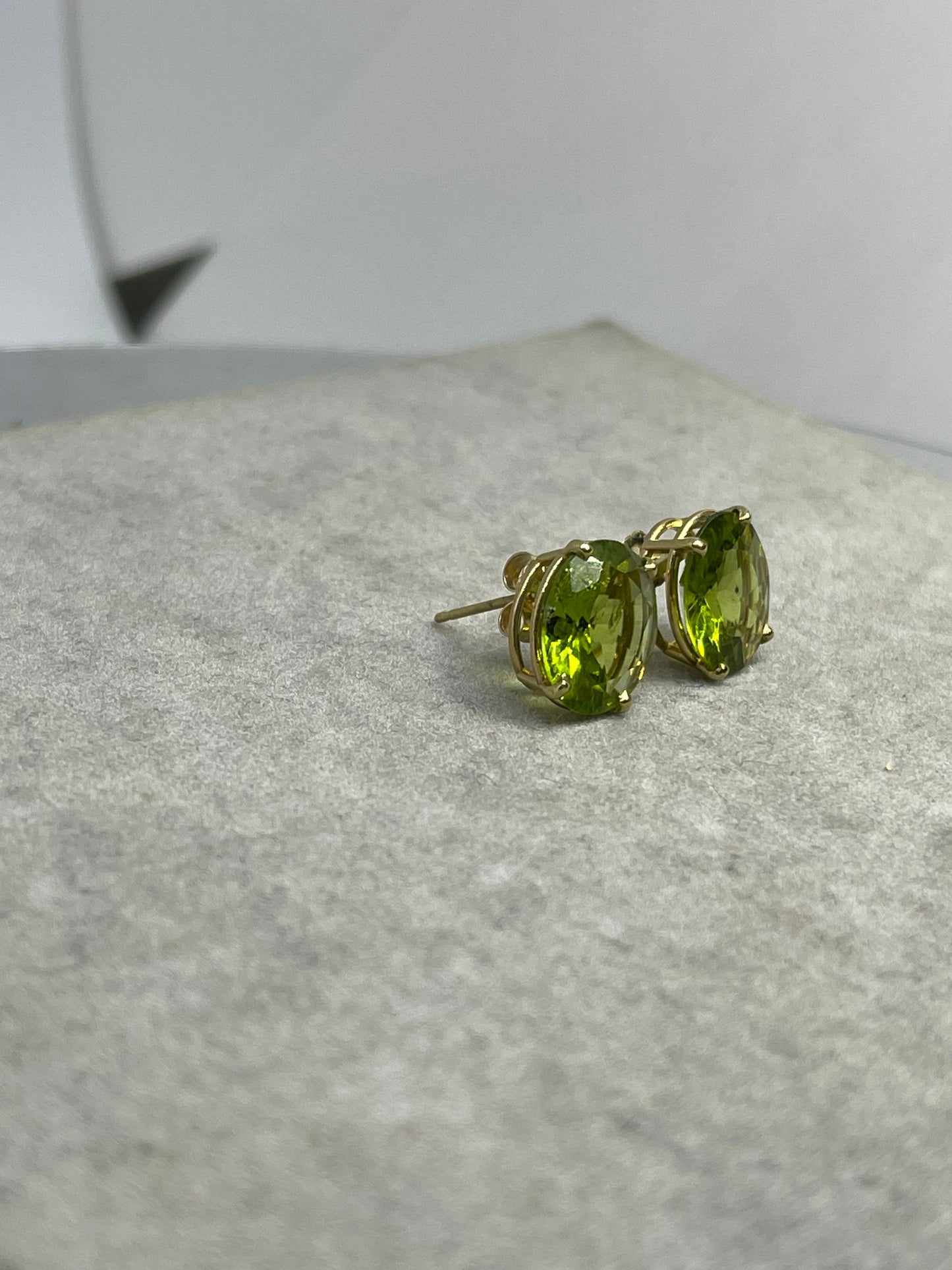 12.50 Carat Natural Peridot 14k Yellow Gold Stud Earrings