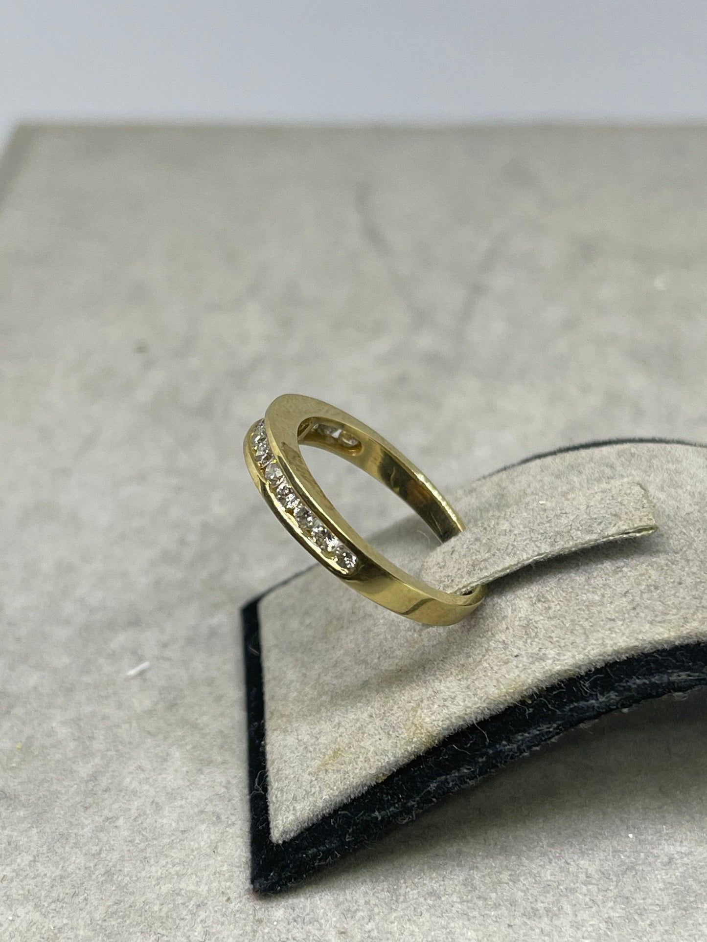 0.56 Carat Natural Diamond 14k Yellow Gold Wedding Band (Size 7.25)