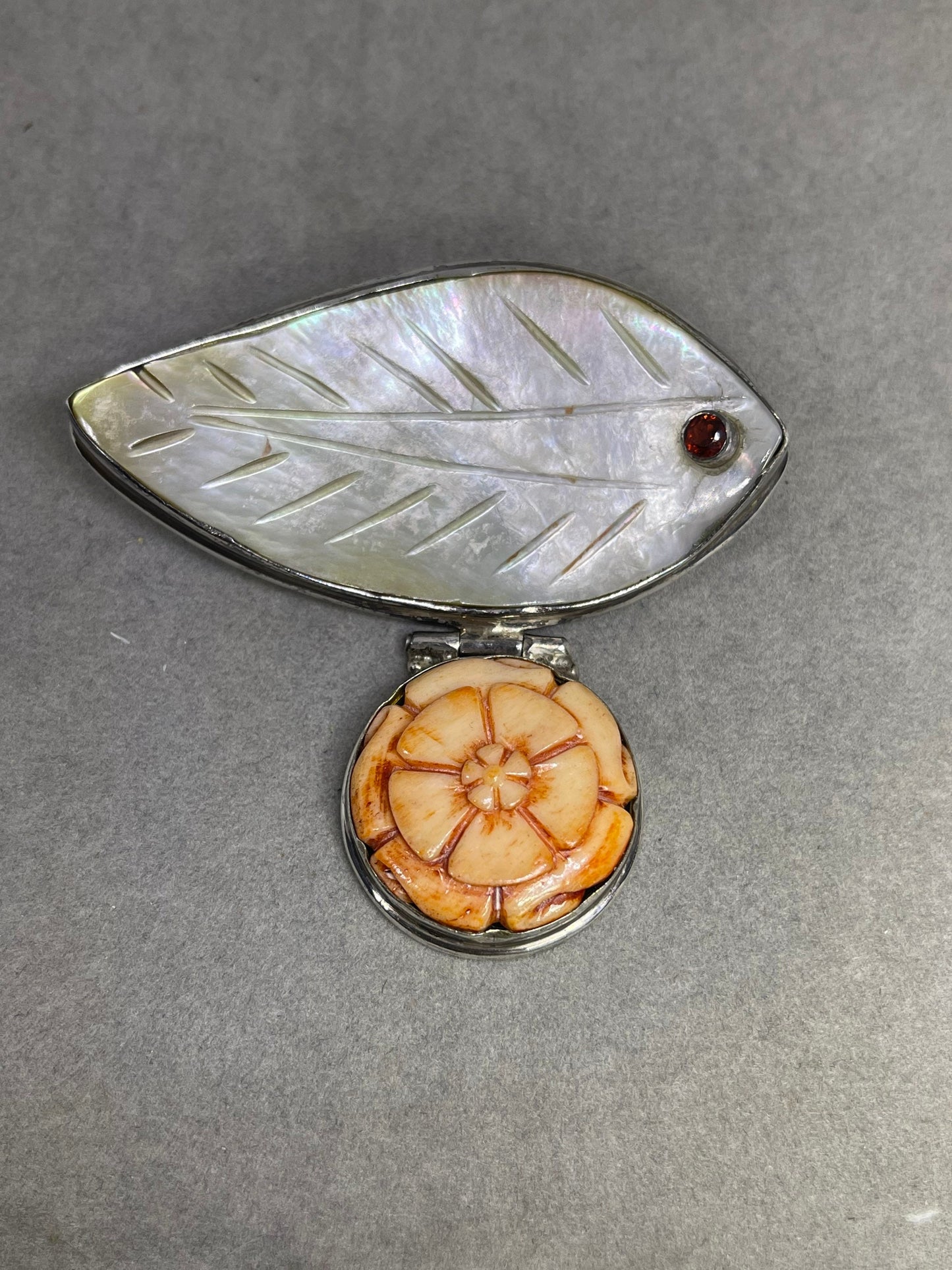 Mother Of Pearl Coral Garnet Leaf & Flower Sterling Silver Pendant