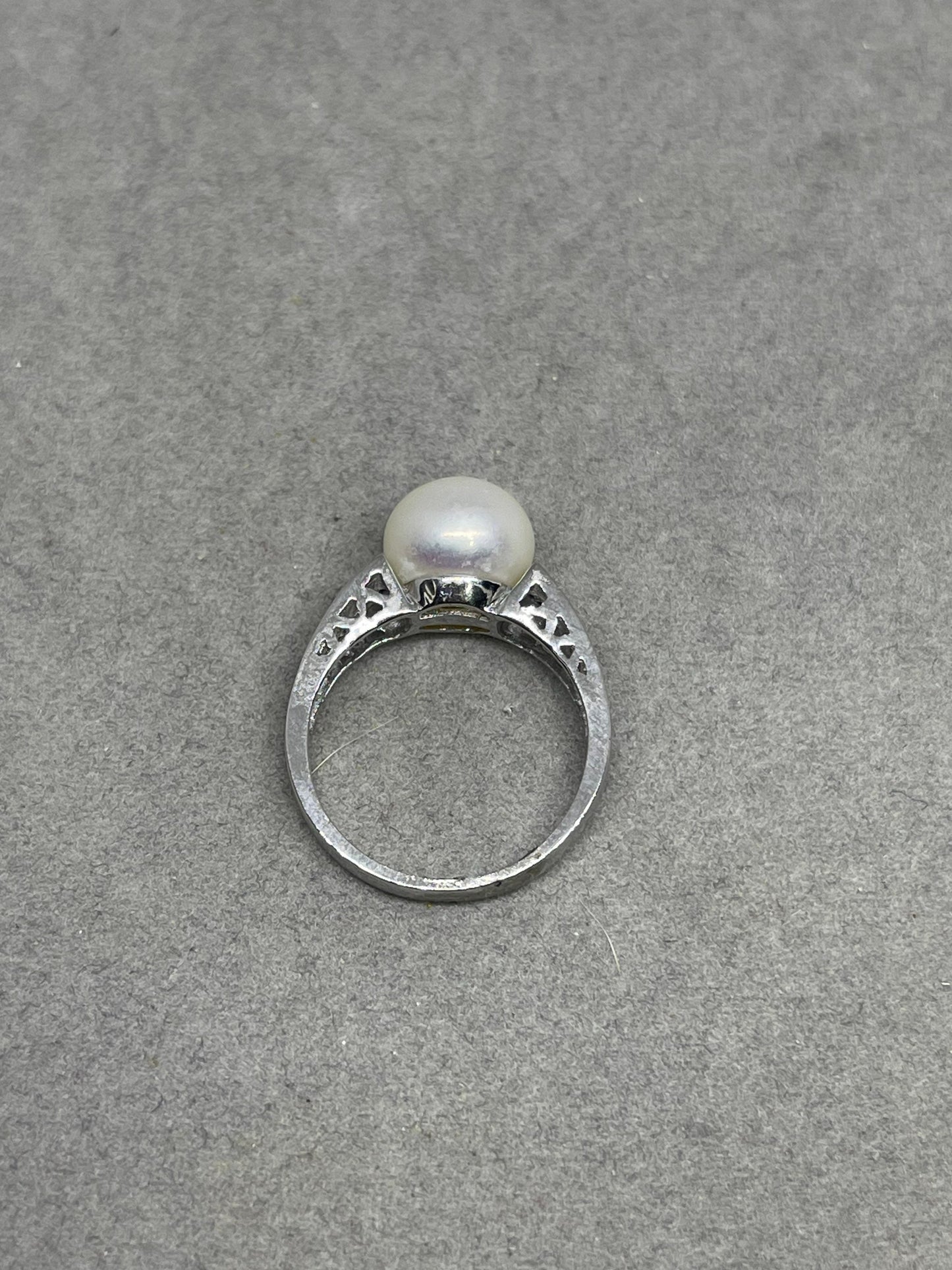 Natural Freshwater Pearl & CZ Sterling Silver Ring (Size 7)