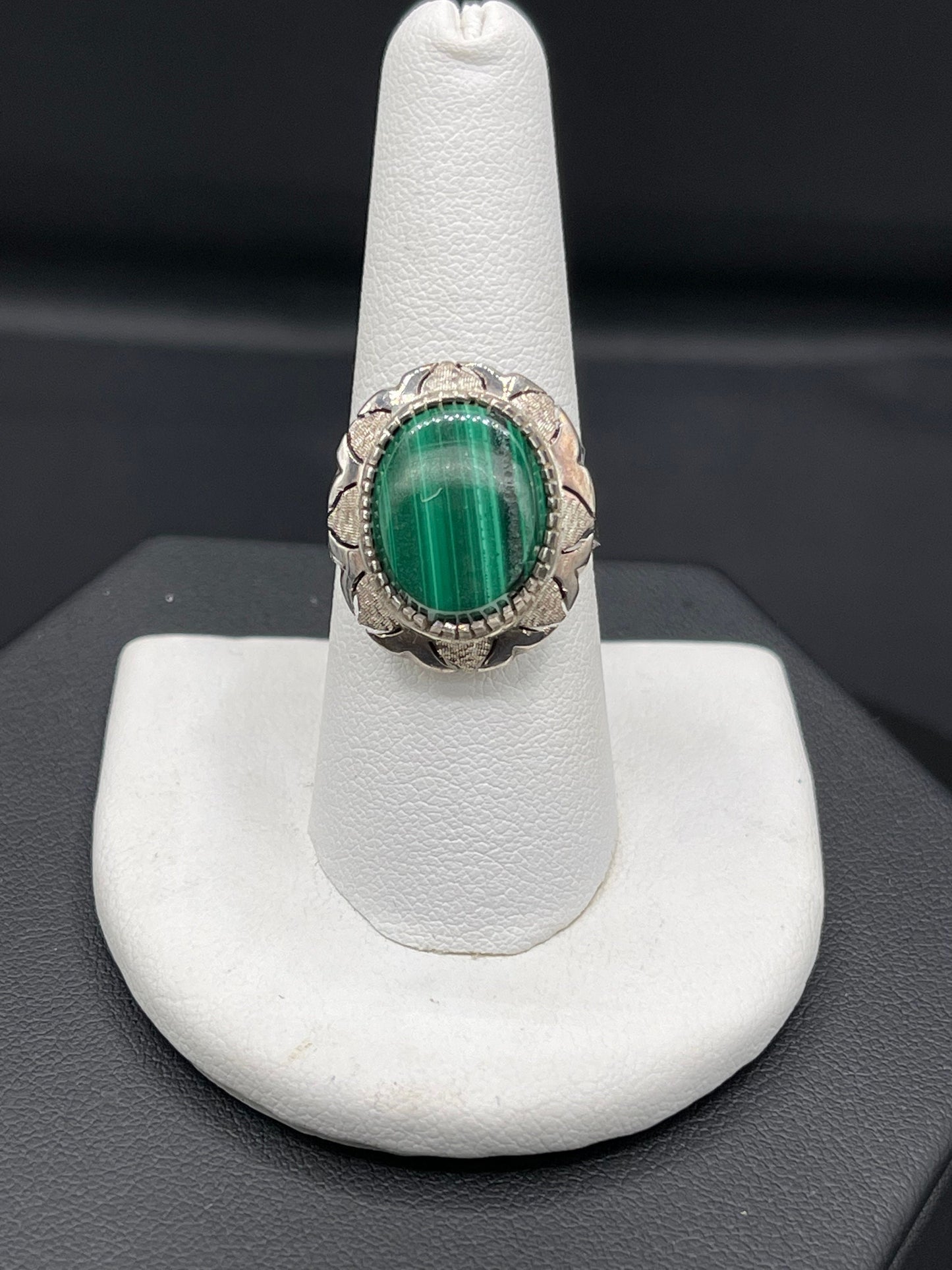 Malachite Sterling Silver Ring (Size 8)