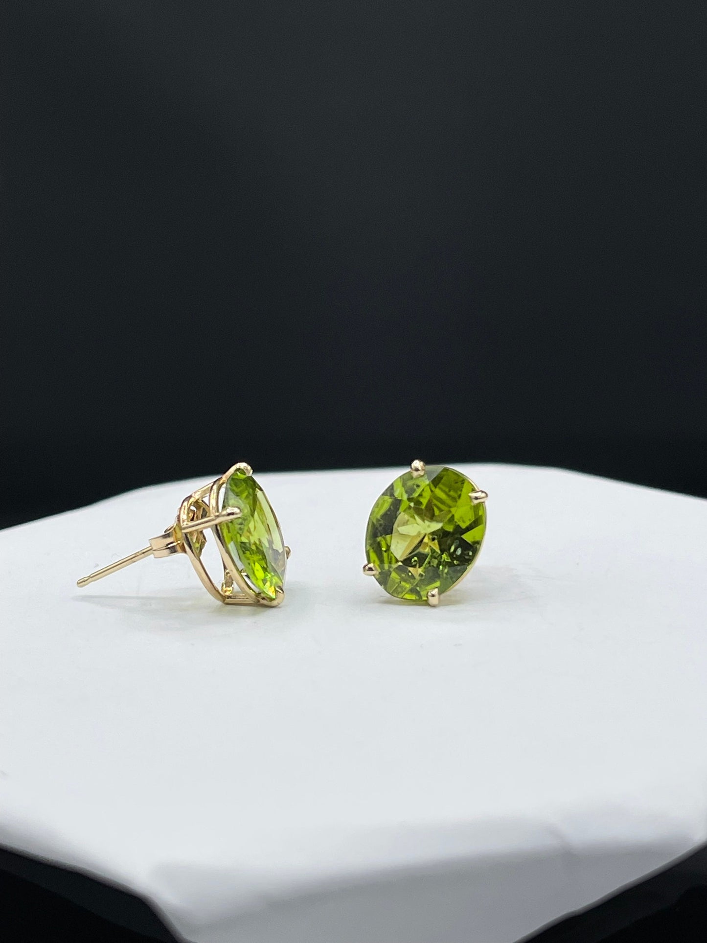 12.50 Carat Natural Peridot 14k Yellow Gold Stud Earrings