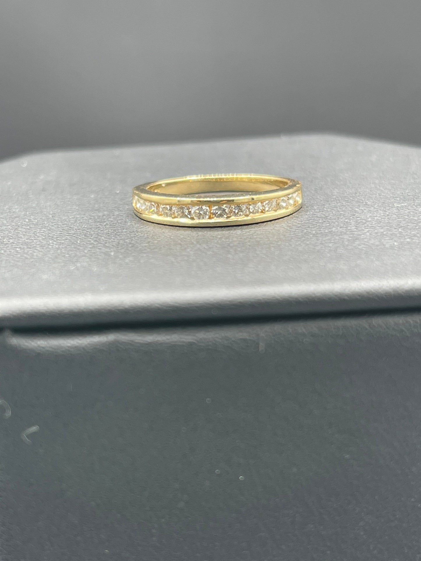 0.56 Carat Natural Diamond 14k Yellow Gold Wedding Band (Size 7.25)