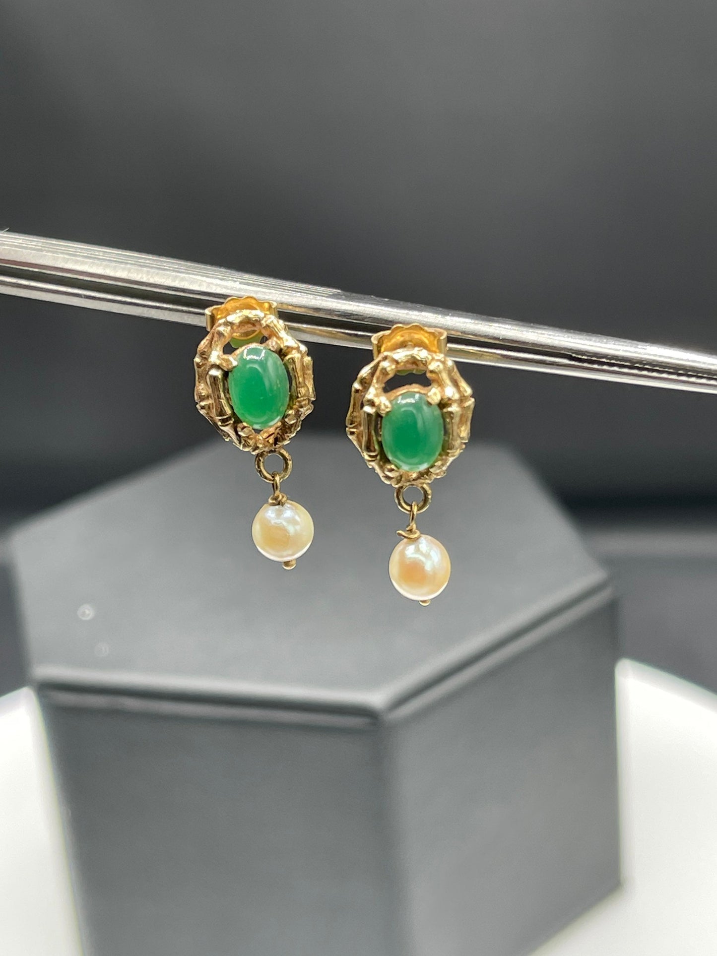 Natural Cabochon Emerald & Cultured Pearl 14k Yellow Gold Dangle Earrings