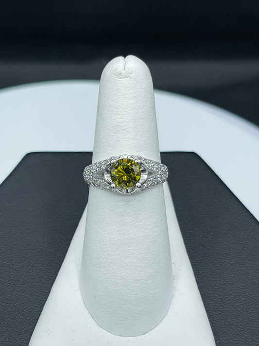 1.30 Carat Green Cubic Zirconia Sterling Silver Ring (Size 7.25)