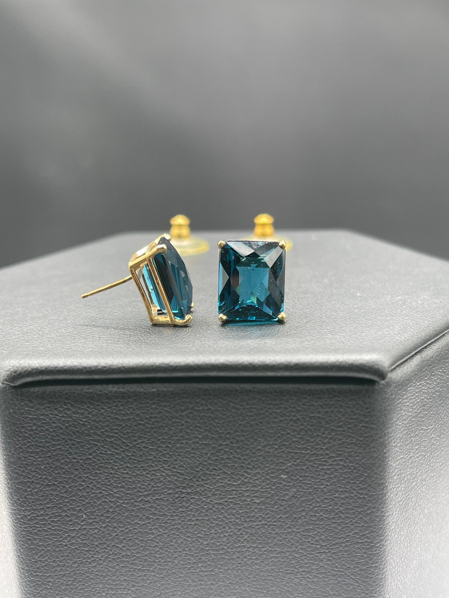 15.07 Carat London Blue Topaz 14k Yellow Gold Stud Earrings