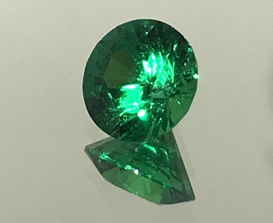 Tsavorite Green YAG 8-10 mm Round Brilliant Minimum 2.50 Carat Flawless Gem