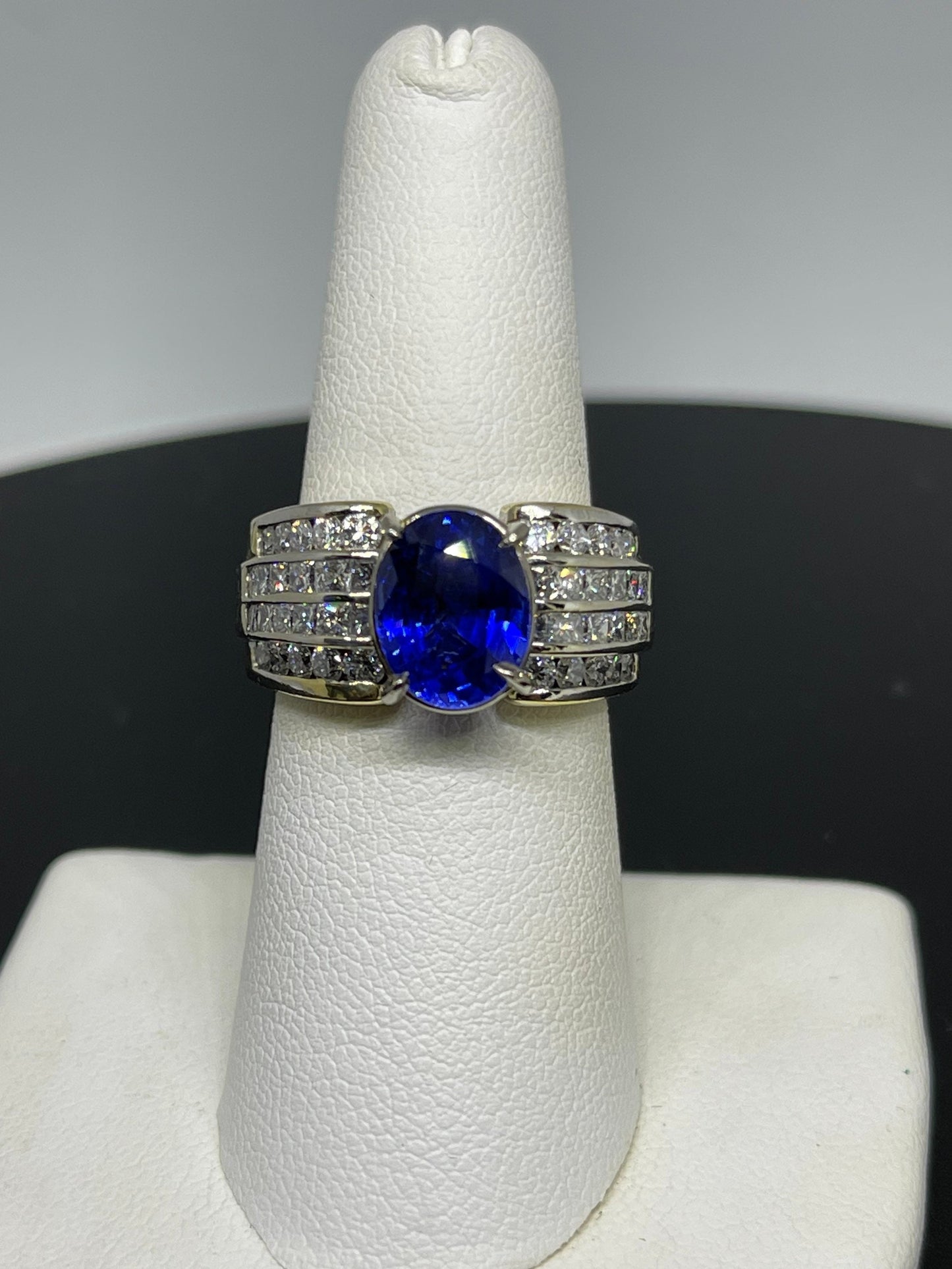 GIA Certified Tiffany & Co 3.38 Carat Blue Sapphire And 3.50 CT. Vs G Diamond 18k Gold Ring (Size 7)